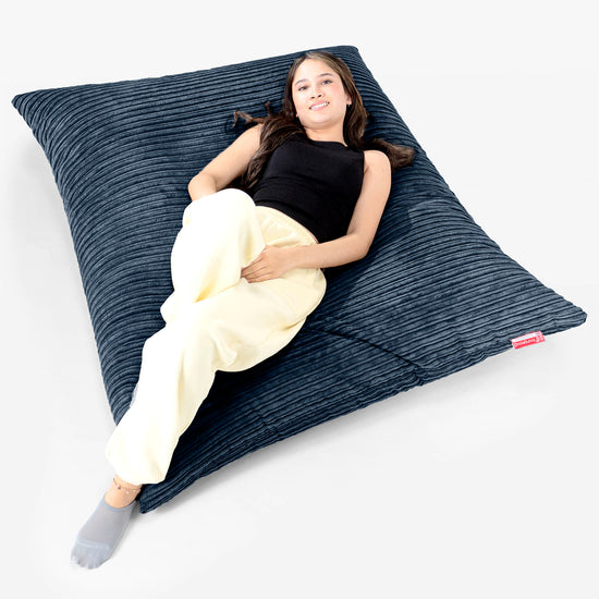 Bardzo duża pufa XXL - Klasyczny sztruks Granat 02