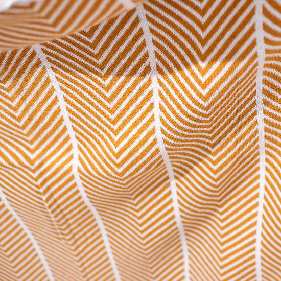 Narzuta / koc - Dzianina Jodełka Musztarda 02