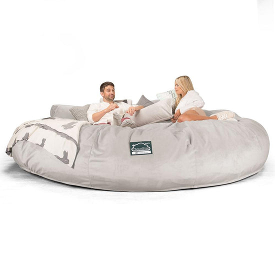 Sofa pufa piankowa CloudSac 5000 XXXXXL Titanic - Aksamit Srebro 05