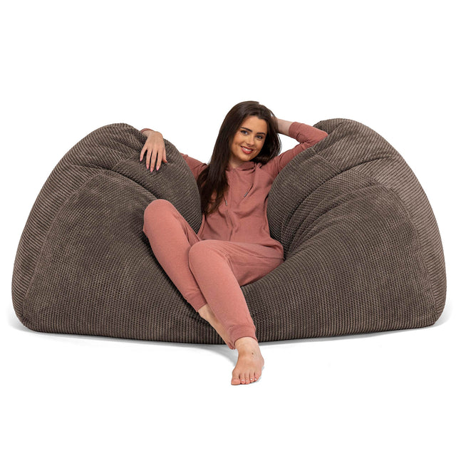 Olbrzymia sofa pufa - Pom Pom Czekolada 03