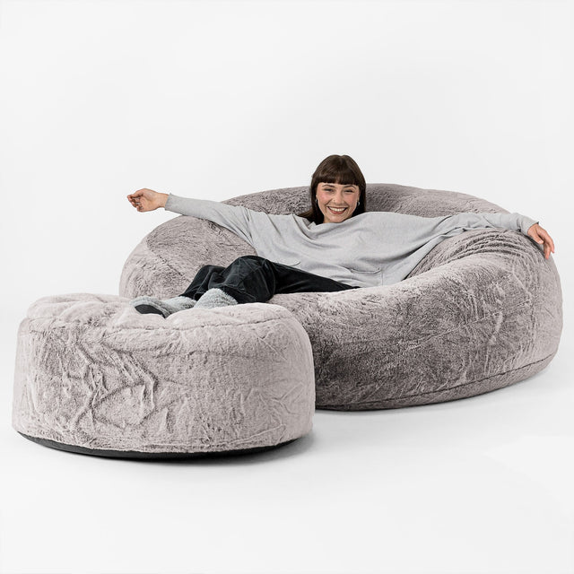 Sofa pufa XXL Mega Mammoth - Sztuczne futerko z królika Jasna szarość 02