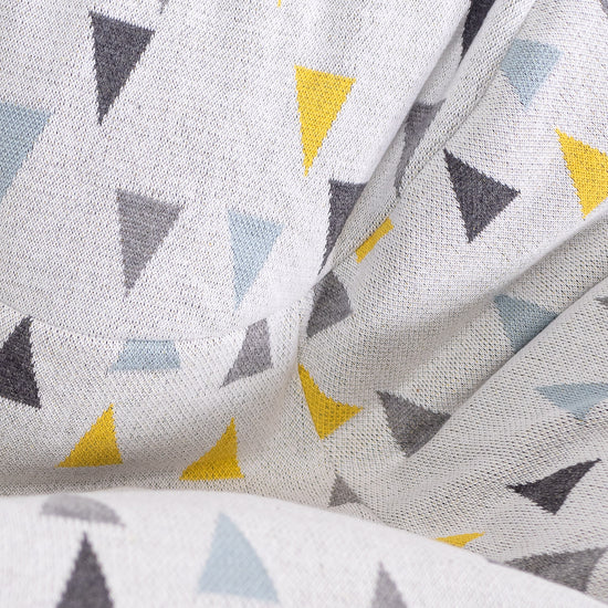 Klasyczne siedzisko pufa sako - Dzianina Geometryczny trójkąt 04