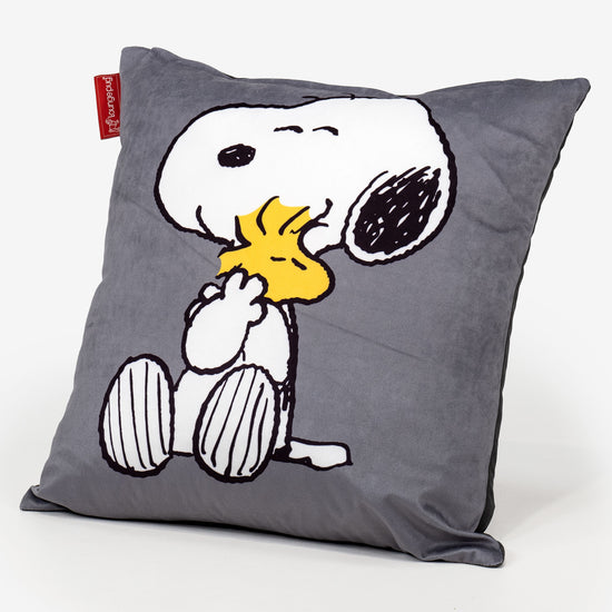 Snoopy Poszewka na poduszkę ozdobna 47 x 47cm - Przytulenie 03