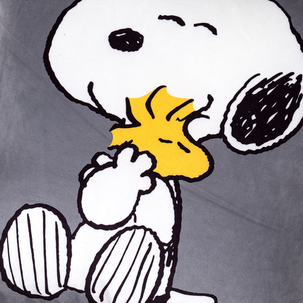 Snoopy Poszewka na poduszkę ozdobna 47 x 47cm - Przytulenie Fabric Close-up Image