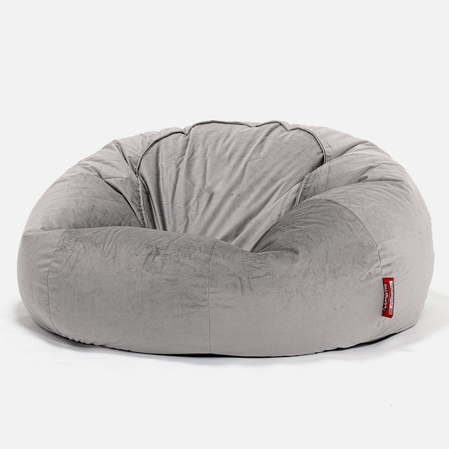 Klasyczna sofa pufa - Aksamit Srebro 01