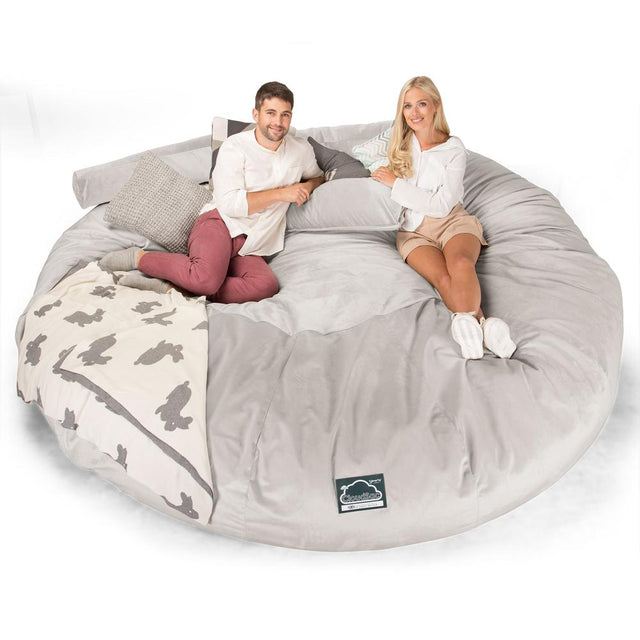 Sofa pufa piankowa CloudSac 5000 XXXXXL Titanic - Aksamit Srebro 01