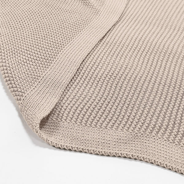Narzuta / koc - Dzianina Ellos Śmietanka Fabric Close-up Image