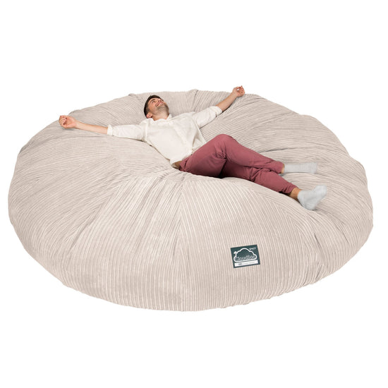 Sofa pufa piankowa CloudSac 5000 XXXXXL Titanic - Klasyczny sztruks Kość słoniowa 01