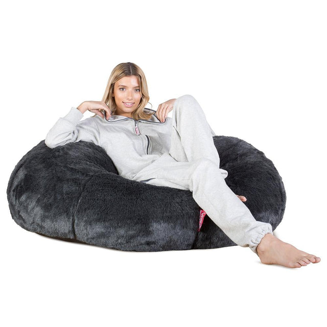 Klasyczna sofa pufa - Sztuczne futerko owcze Czerń 01