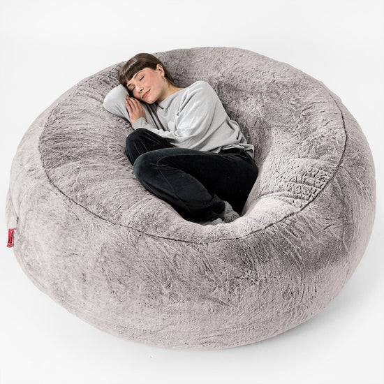 Sofa pufa XXL Mega Mammoth - Sztuczne futerko z królika Jasna szarość 01